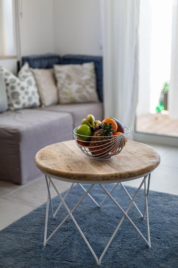 Lemon Tree Apartment Luz Esterno foto