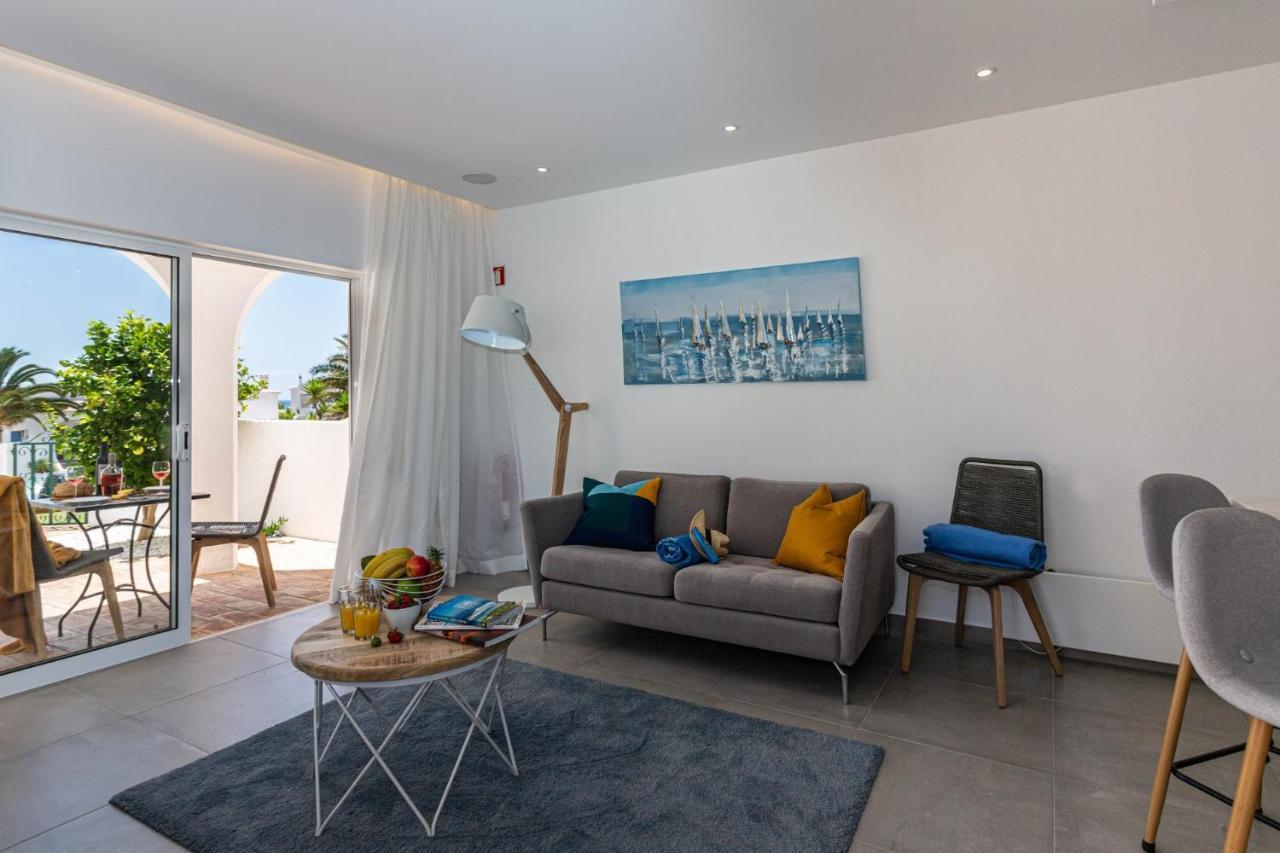 Lemon Tree Apartment Luz Esterno foto